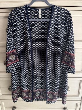 Women’s Navy Patterned Open-Front Kimono with Red Accent SZ M
